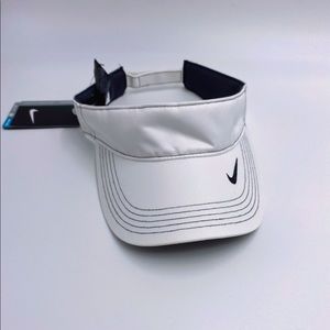 NWT Nike Adult Unisex golf cap